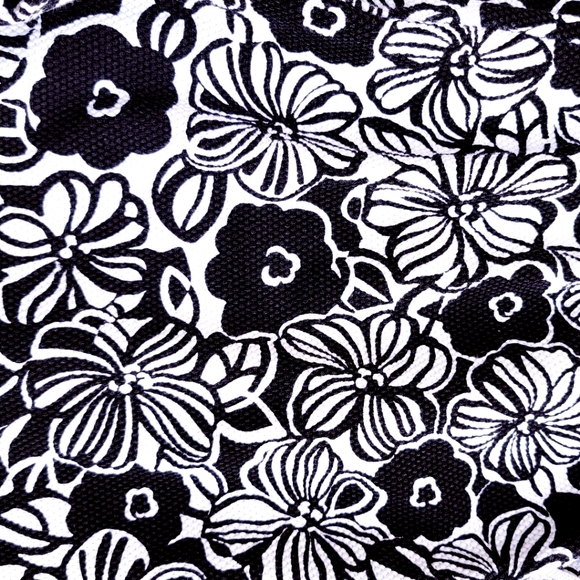 DRESSBARN ♡ NWT Gorgeous Black 'n White Floral Comfy 'n Stretchy Mini Skort S - Picture 14 of 14
